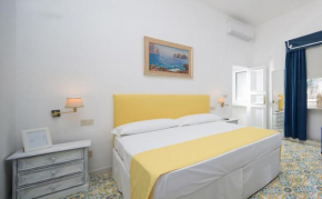 Отель Marlin Guest House  Капри